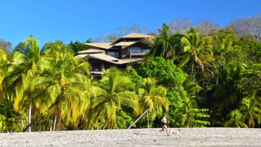 Costa Rica wellness retreat